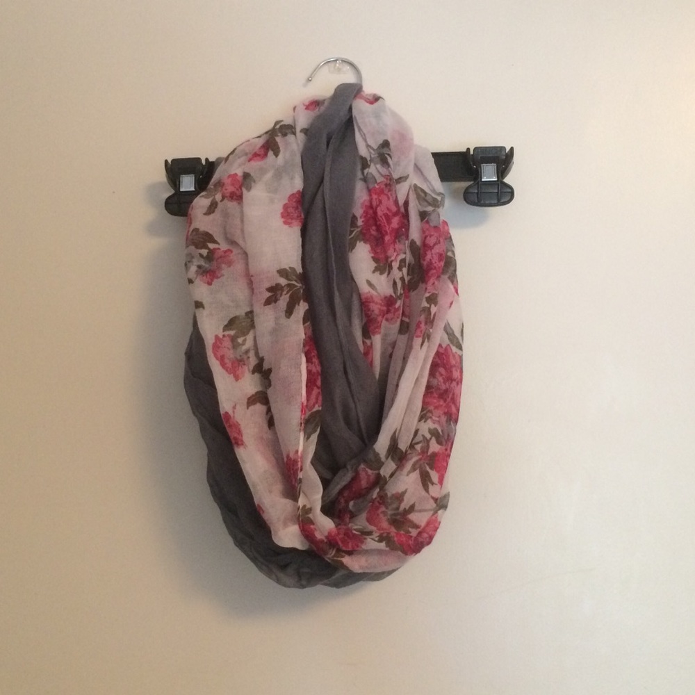 Double Layer Floral x Grey Infinity Scarf